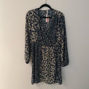 Green & Cream Long Sleeve Floral Dress